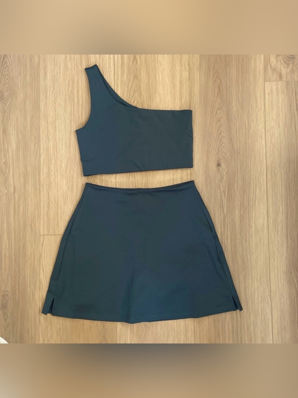 Girlfriend Collective Dark Green
Skirt Set XS